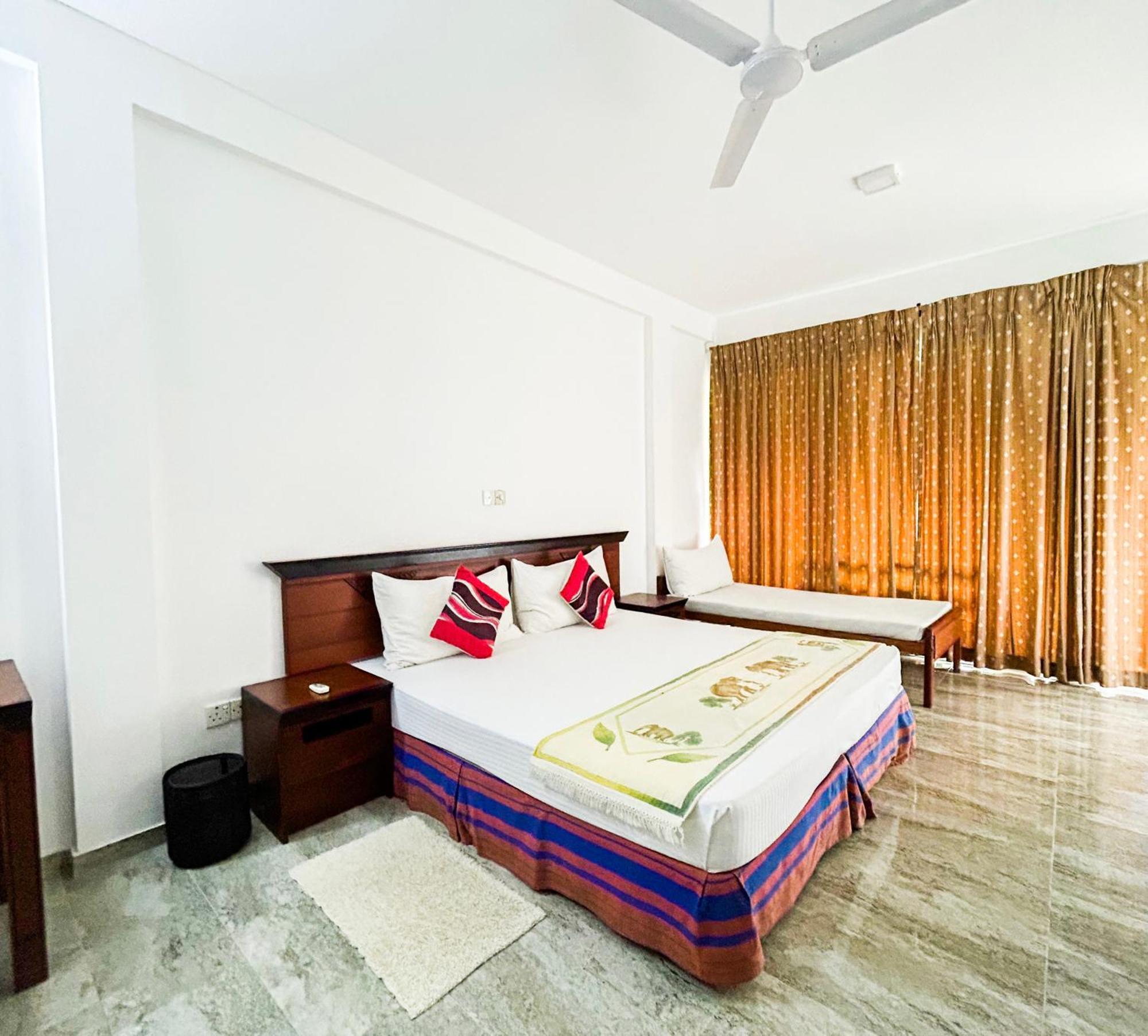 Wild Heaven Hotel Tissamaharama Bagian luar foto